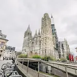 Relax Hypercentre Wifi Netflix Parking Апартаменты